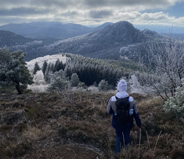 La vue sur la chaîne des puys depuis le puy de la Coquille / Photo par Steve Stillman pour Koikispass