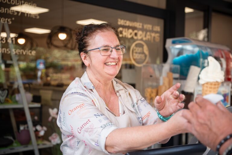 Bonbons services a ouvert en 1956 à Nevers / Photo par Clément Millot pour Koikispass