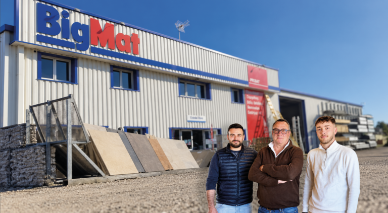 Louis, Philippe (dirigeant) et Lucas : une équipe de proximité au service des projets du territoire.