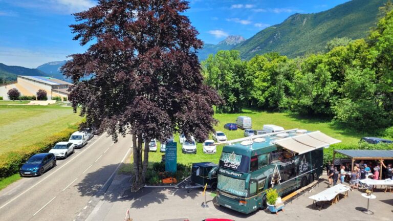Le Bus Alpin sera à Nevers à partir du 15 septembre / Photo par le Bus alpin
